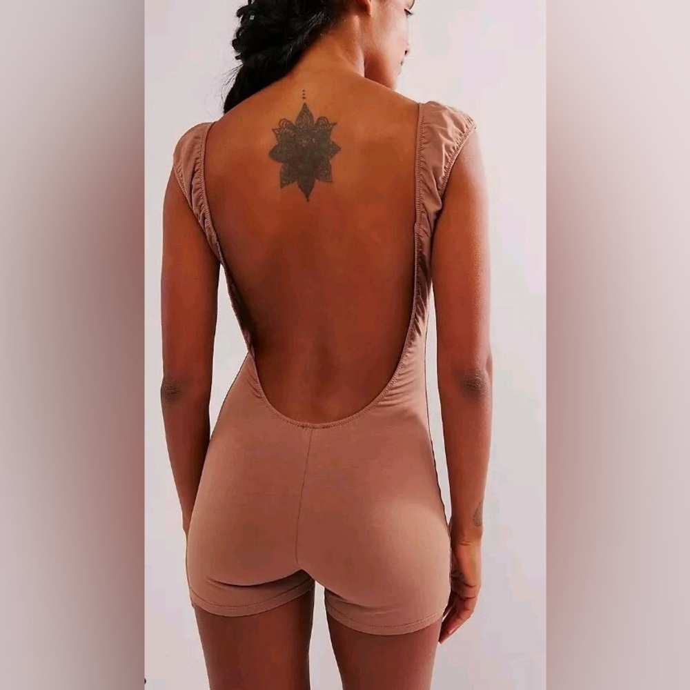 NEW FREE PEOPLE Weekend Friend Shortie Women's Romper In Lilac Size M